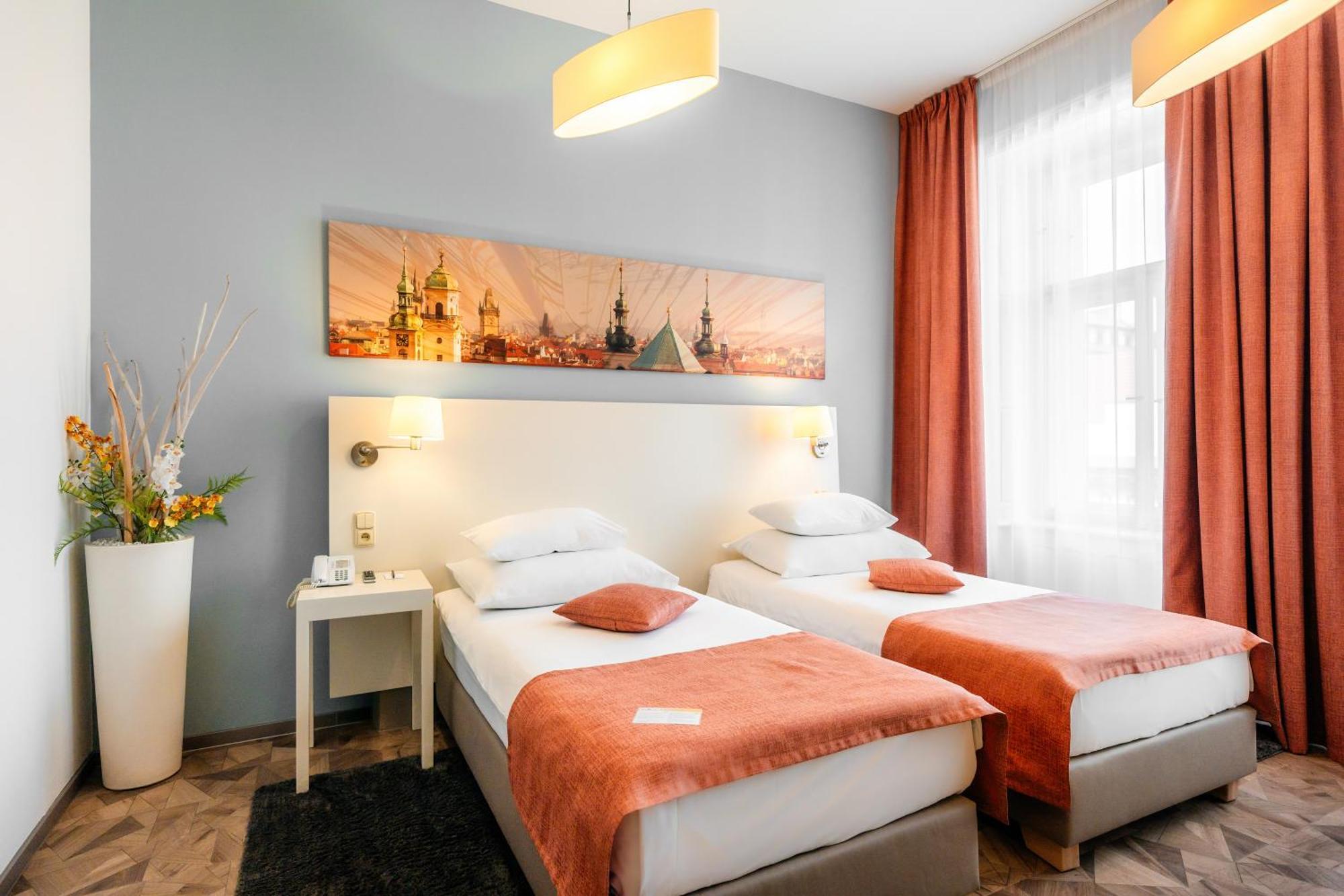 Grandium Hotel Prague Exterior photo A room at the hotel